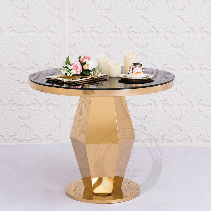 multi-layered wedding cake table